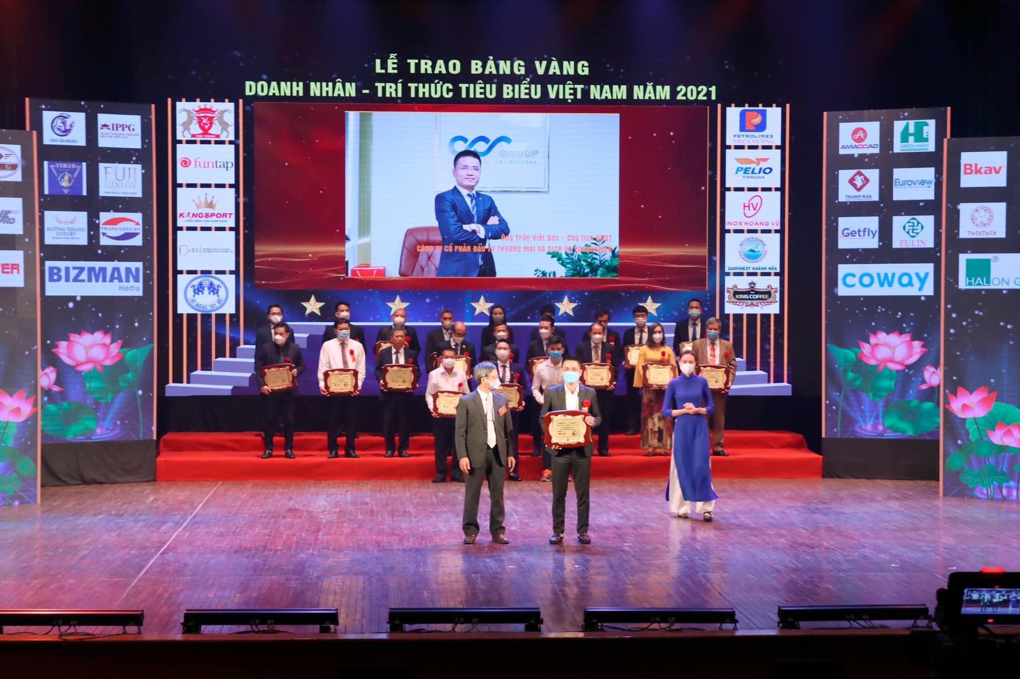 z2955905121229_76224fbcbefac7c6ff48d4ece0f8e147